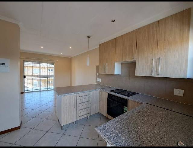 2 BEDROOM APARTMENT FOR SALE IN STONERIDGE